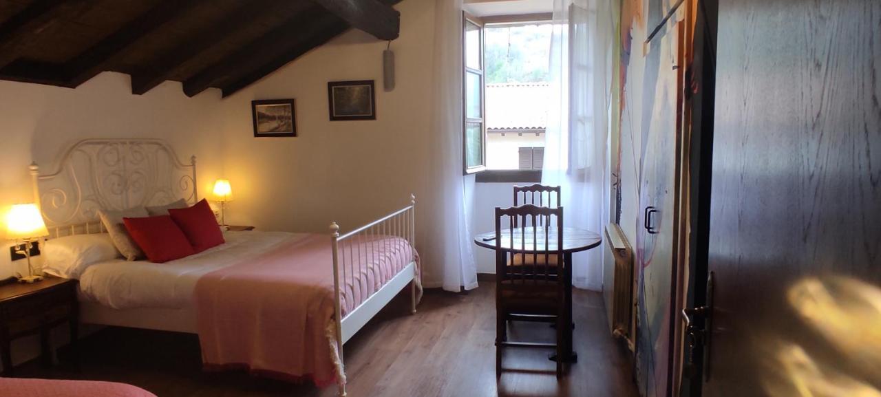 Ituren Hostal Mendaurpe מראה חיצוני תמונה