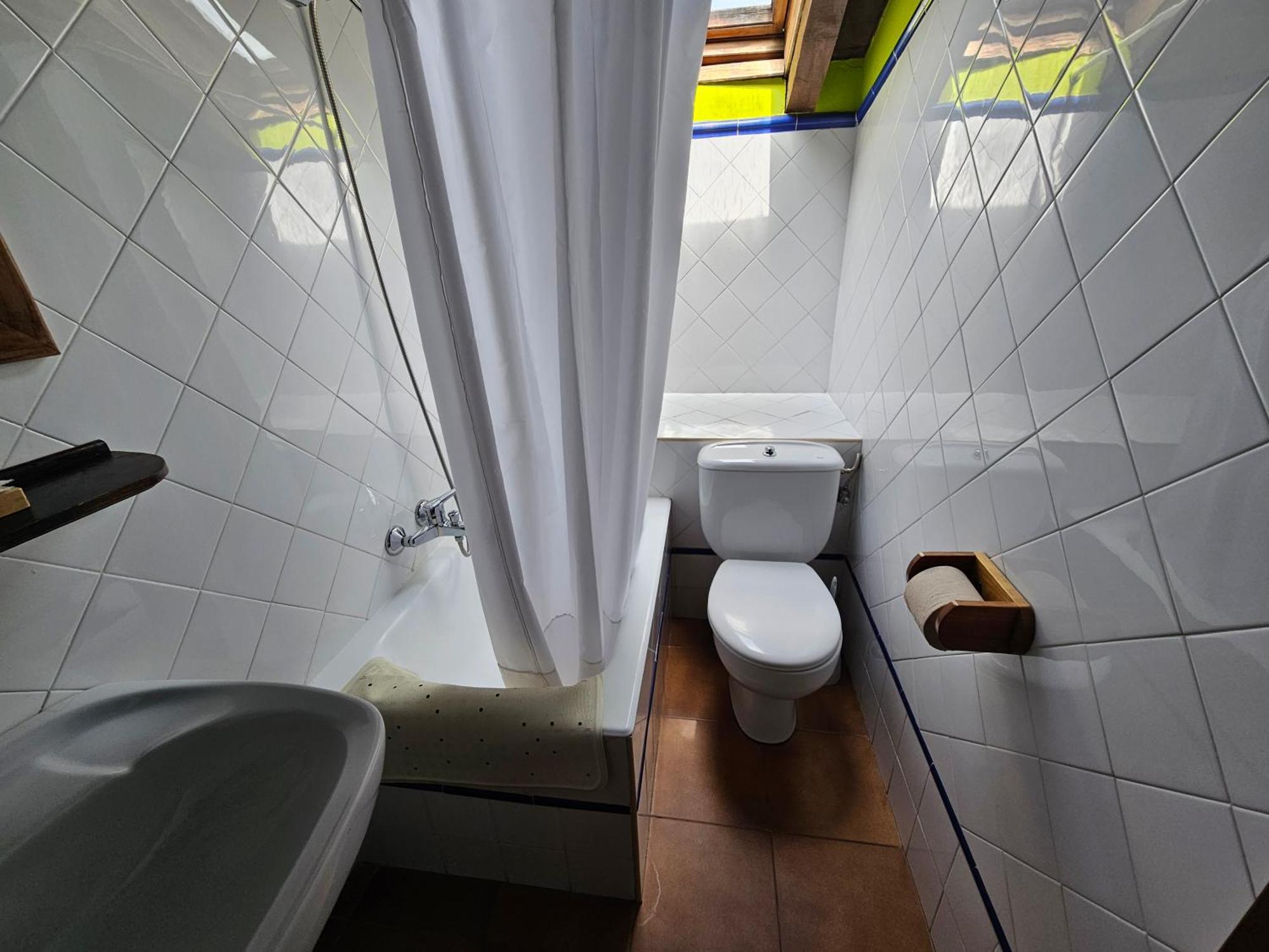 Ituren Hostal Mendaurpe מראה חיצוני תמונה